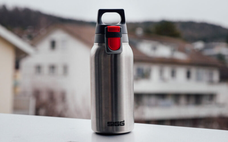 sigg water bottle hot cold one